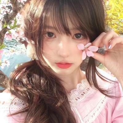 高校女汉子海报