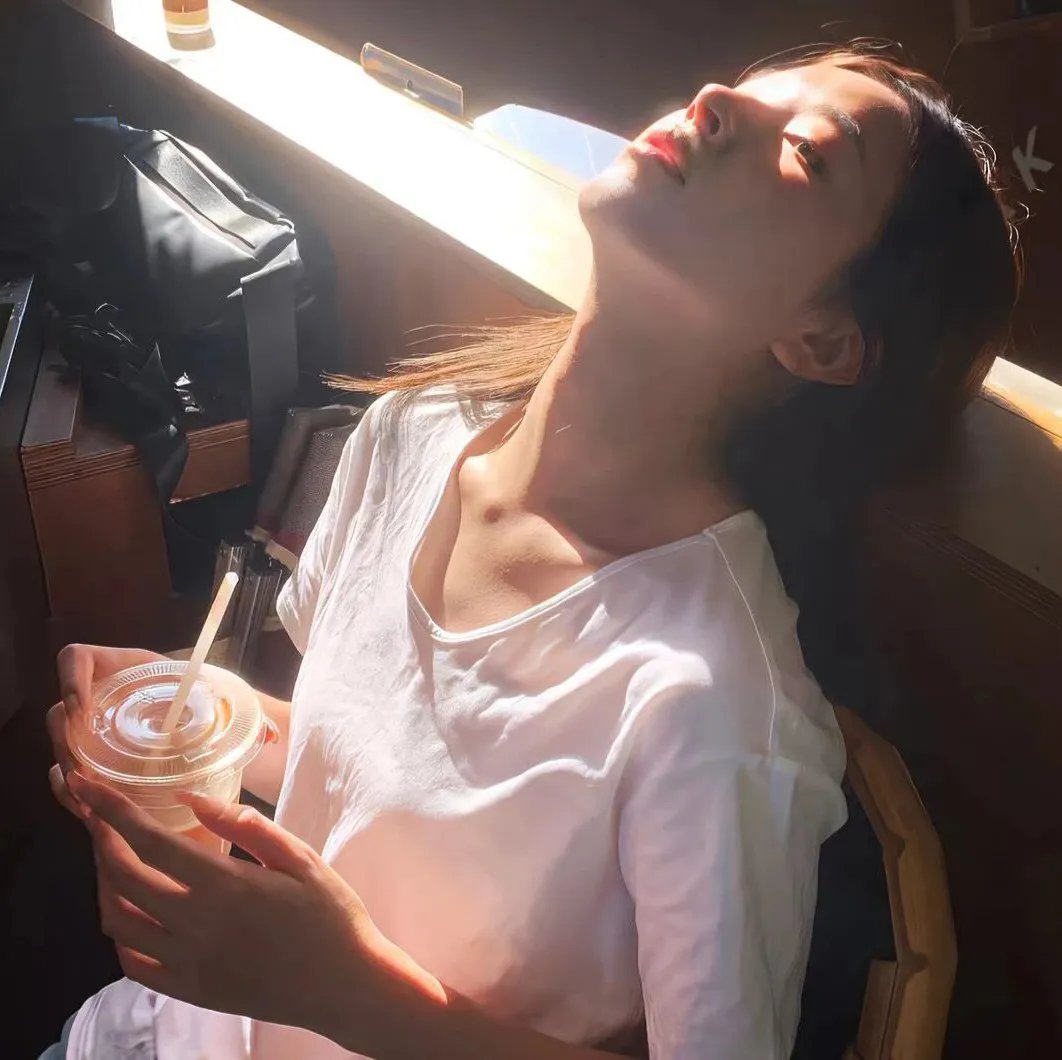 洋子的困惑海报